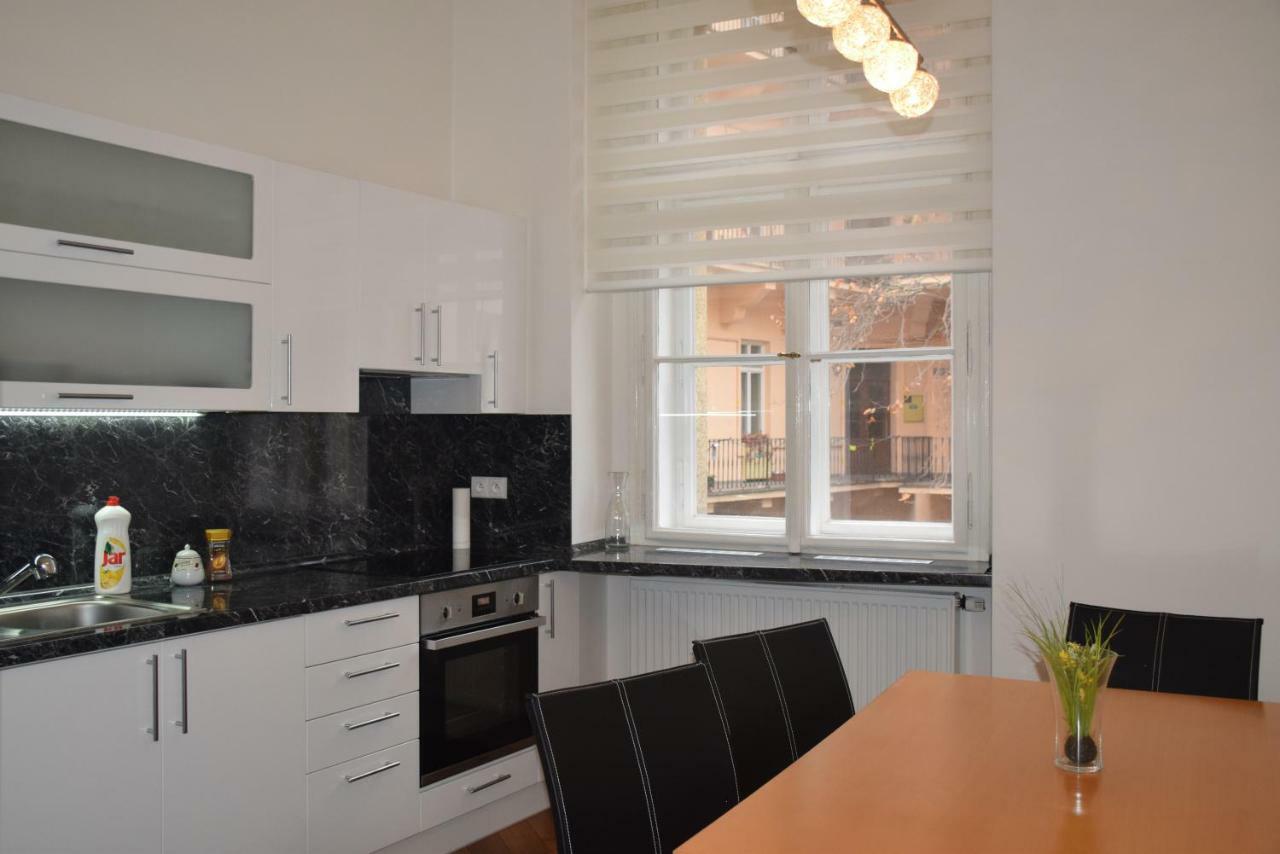 Tiva Downtown Apartments Prague Exterior photo